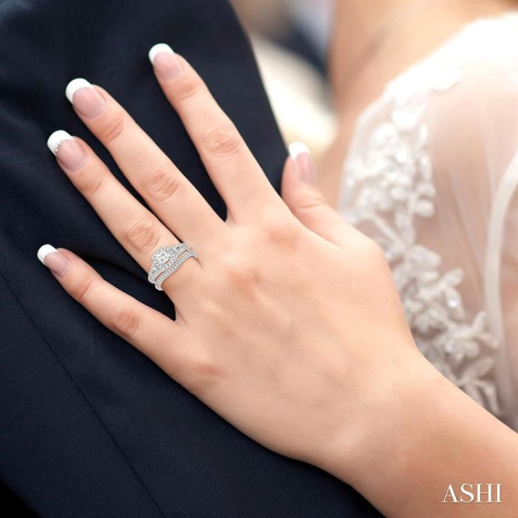 7/8 ctw Diamond Wedding Set with 3/4 ctw Princess Cut Engagement Ring and 1/6 ctw Wedding Band in 14K White Gold