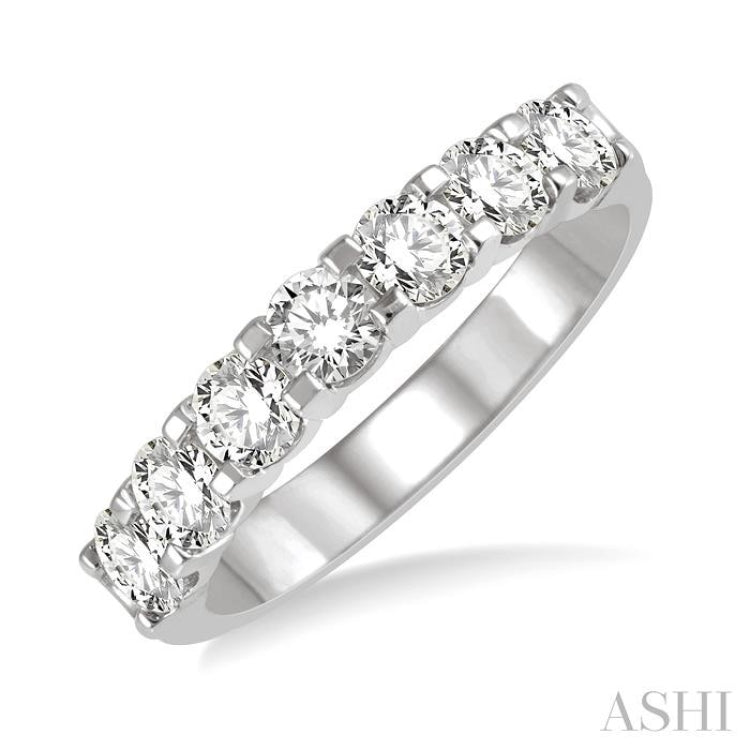 1 ctw Round Cut Diamond 7 Stone Wedding Band in 14K White Gold