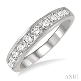 3/4 Ctw Channel Set 11 Stone Round Cut Diamond Wedding Band in Platinum