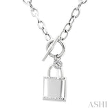 1/10 Ctw Lock & Key Toggle Round Cut Diamond Fashion Necklace in Sterling Silver