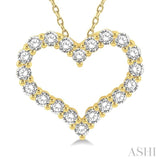 3/4 Ctw Heart Shape Round Cut Diamond Pendant With Chain in 14K Yellow Gold