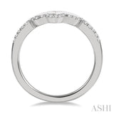 1/8 ctw Milgrain Chevron Center Scallop Base Round Cut Diamond Wedding Band in 14K White Gold