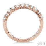 1/2 Ctw Round Cut Diamond Wedding Band in 14K Rose Gold