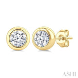 1/2 Ctw Bezel Set Round Cut Diamond Stud Earrings in 14K Yellow Gold