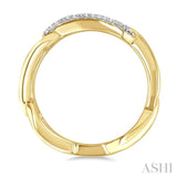 1/10 Ctw Round Cut Diamond Bold Knot Link Fashion Ring in Yellow Gold Vermeil
