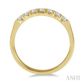 1/3 Ctw 7 Stone Round Cut Diamond Wedding Band in 14K Yellow Gold