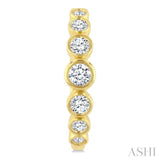 1 1/10 Ctw Graduated Bezel Set Round Cut Diamond Fashion Hoop Earrings in 14K Yellow Gold