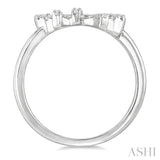 1/10 Ctw Round Cut Diamond Bow Fashion Ring in Sterling Silver