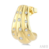 1/5 Ctw Flush Set Round Cut Diamond Fashion Mosaic Half Hoop Earrings in 10K Yellow Gold