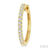 1/2 Ctw Round Cut Diamond Hoop Earrings in 14K Yellow Gold