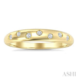 1/10 Ctw Round Cut Diamond Flush Set Mosaic Dome Bold Band in 10K Yellow Gold
