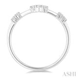 1/10 Ctw Chevron Round Cut Diamond Fashion Band in 14K White Gold
