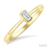 1/5 Ctw Bezel Set Emerald Cut Diamond Fashion Ring in 14K Yellow Gold
