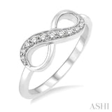 1/6 Ctw Round Cut Diamond Infinity Petite Ring in 10K White Gold