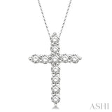 3/4 Ctw Round Cut Diamond Cross Pendant in 14K White Gold with Chain
