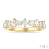 3/4 Ctw Emerald and Round Cut Diamond Fashion Band in 14K Yellow Gold